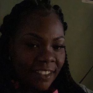 Meet your Posher, Trina